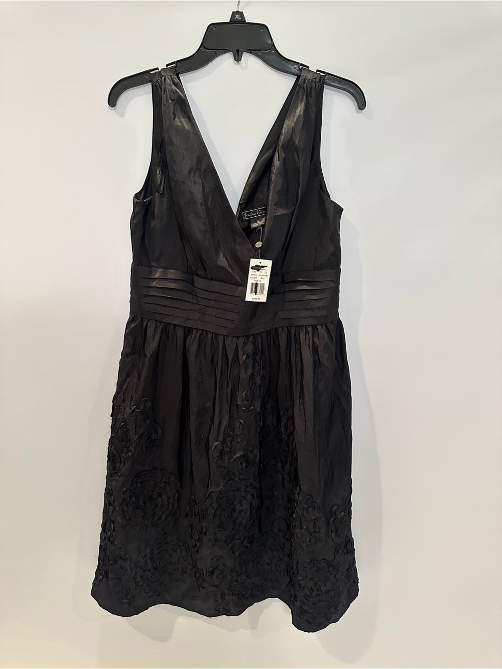Jessica Howard Black Cocktail Dress with Textured Skirt